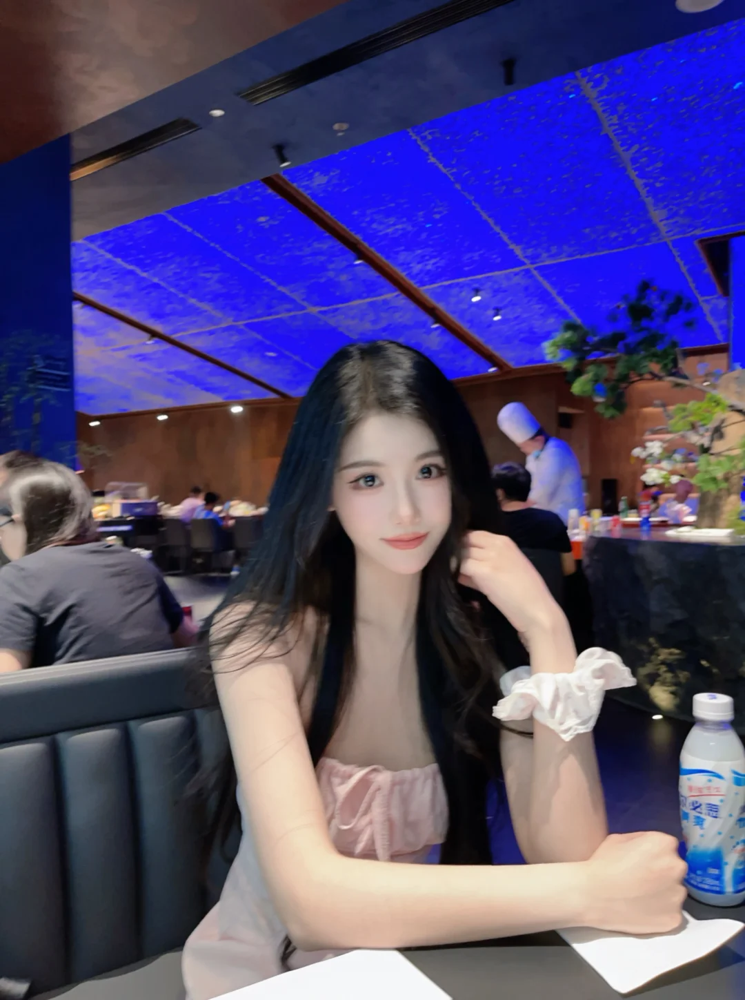 冷色调氛围感餐厅拍照💙