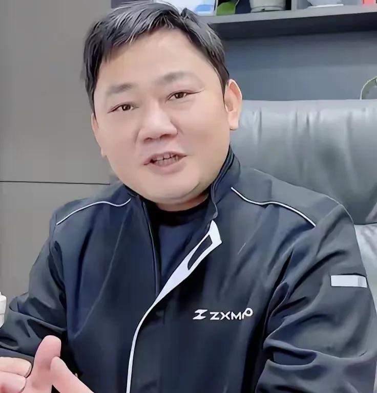 张雪最近有点烦，不是车造得不好，也不是售后太差是被大厂围剿了张雪机车最近似乎遇