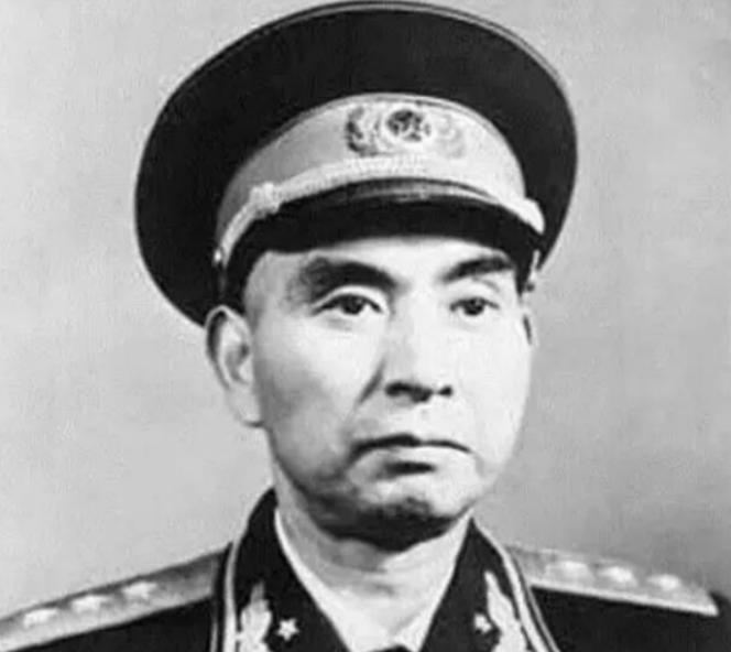 1938年，八路军在薛公岭布下了伏击圈，可是没想到，巡逻探路的鬼子小队似乎发现了