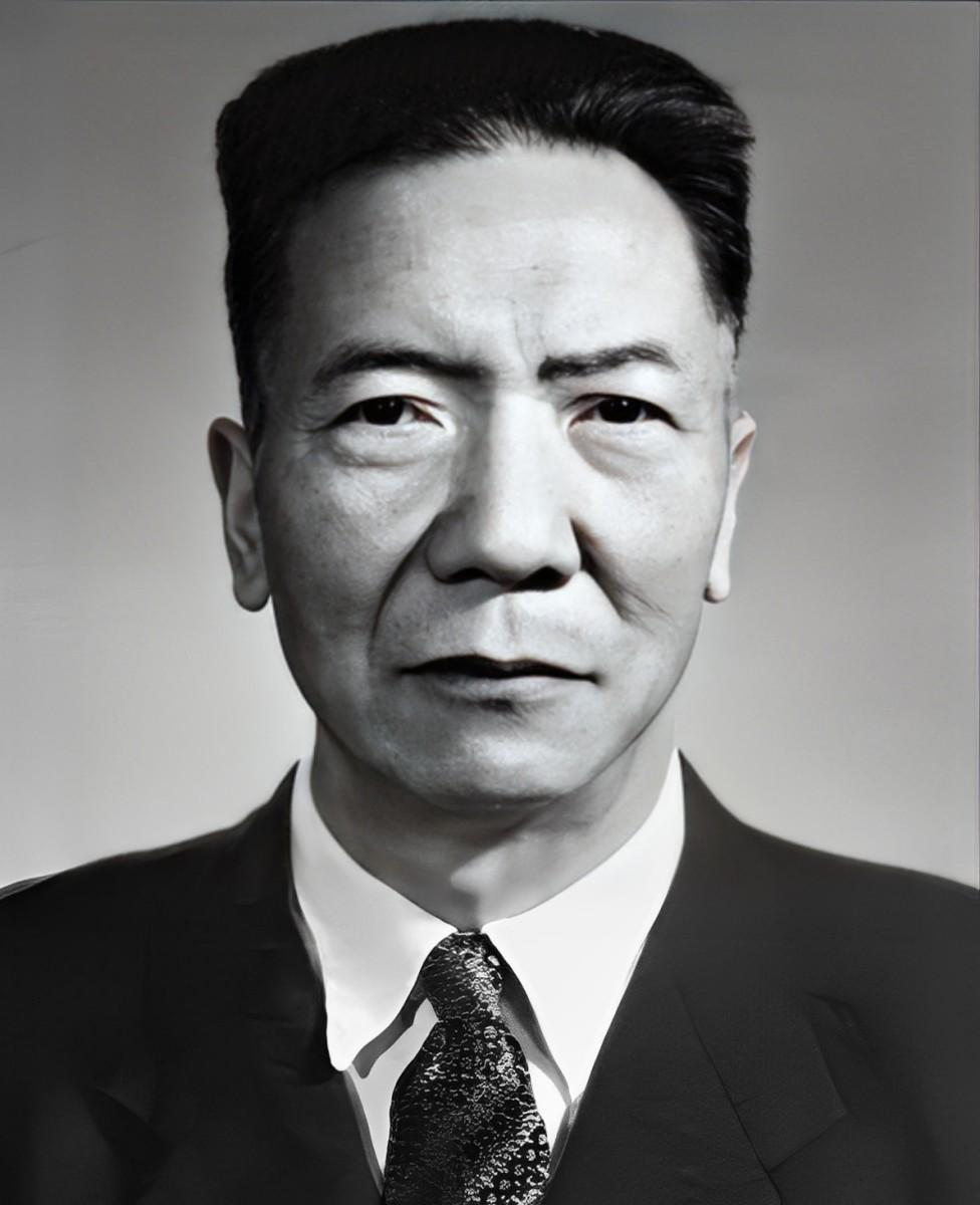 他是东北抗联中唯一一个南方人，不同于杨靖宇和赵尚志被叛徒背叛，他是抗联三杰中唯一