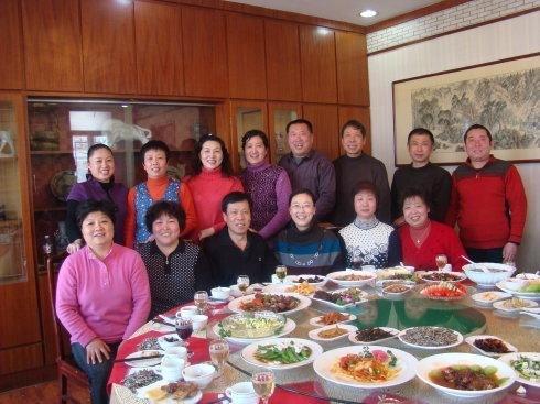 有人说，兄弟姐妹是人生中最难得的财富，可当父母不在了，曾经的亲情似乎也变得脆弱。