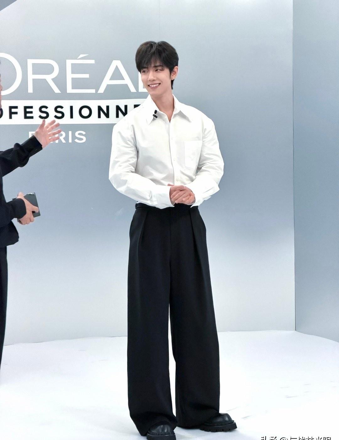 战战这大长腿，爱死了​​​