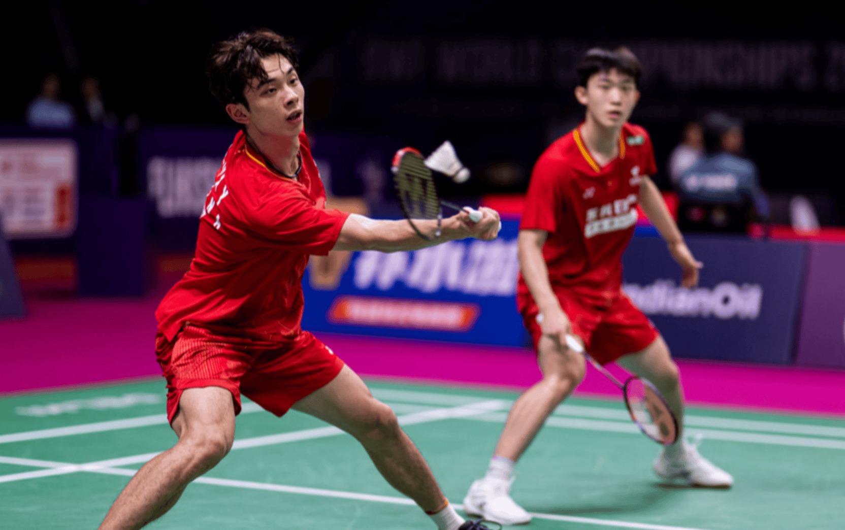 羽毛球世锦赛: 胡林组合2-0战胜队友陈柏阳/刘毅, 晋级16强