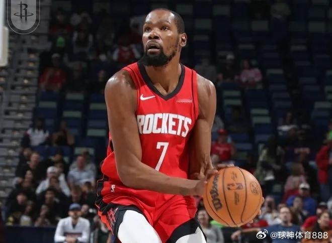 杜兰特37岁的杜兰特在火箭延续着历史级的得分效率，本赛季他出战75场，命中178