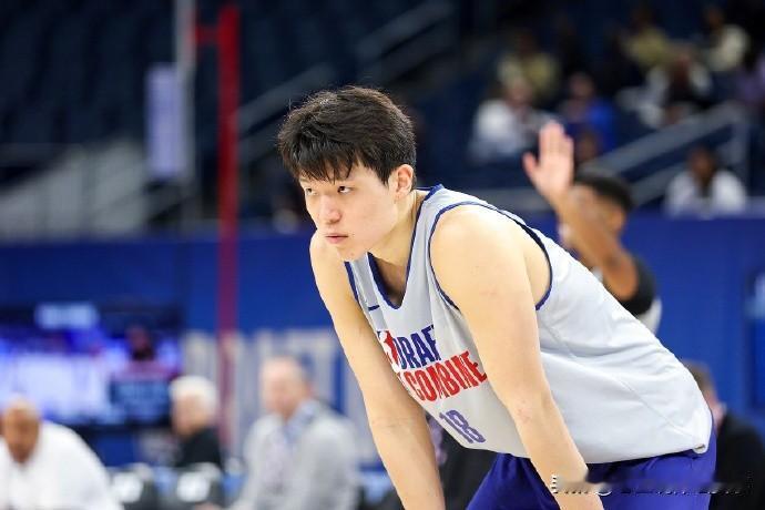 杨瀚森已经试训了7支球队，分别是开拓者、爵士、太阳、雄鹿、魔术、步行者和篮网，他