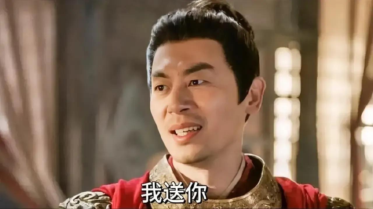 那些叔控，愣是把朱亚文大叔带得火出圈了，朱亚文是84年的，出生江苏盐城，大概40