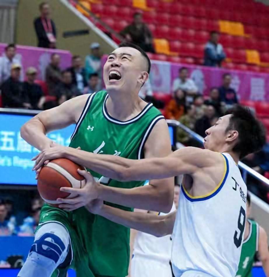 全运会广东辽宁两场首战，让人看清两点现实，冠军充满悬念全运会男篮比赛开打，广东