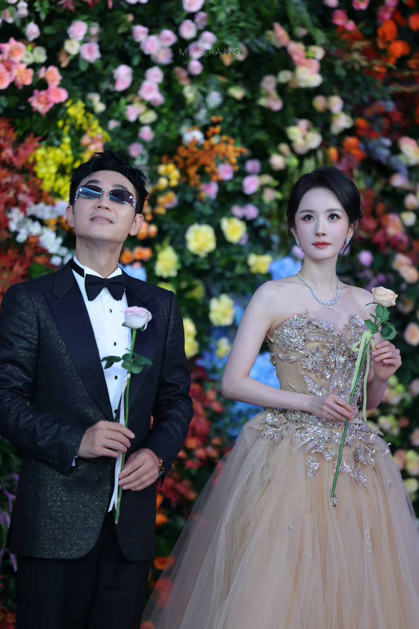 杨幂现场换发型了只能说此女是神。真的是特别伟大的一张脸杨幂生图即神图