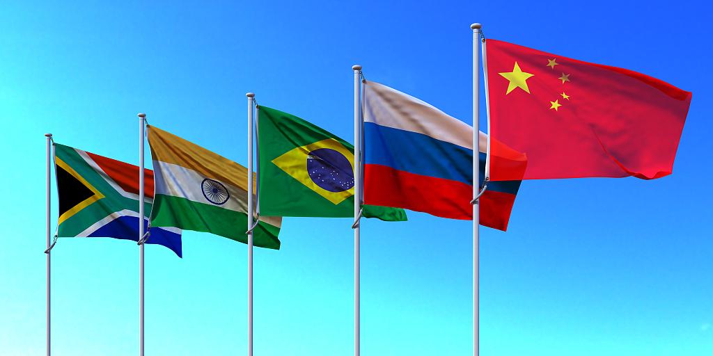 看来金砖国家组织应该要改名了，以前是BRICS5国，现在已是非G7的11国。从金