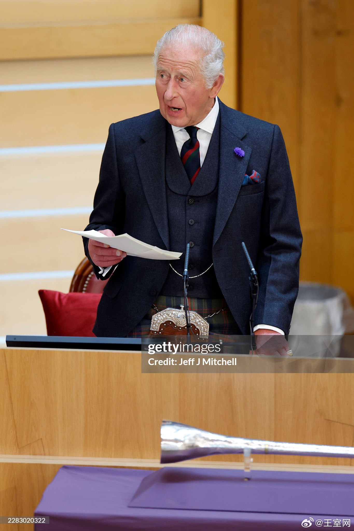 英国王室🇬🇧6月27日，查尔斯国王和卡米拉王后出席第七届苏格兰议会开幕式。