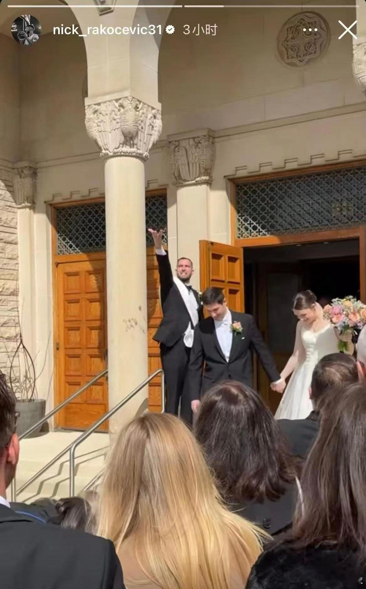 拉科塞维奇近期动态：参加婚礼、跟好兄弟聚会庆祝生日，目前广东队只剩最后两场常规赛