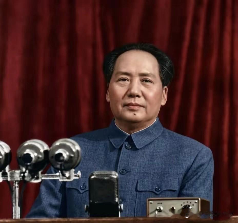 社会主义公有制，大集体，人人学雷锋，人人做好事，爱国家，爱集体，人人为我，我为人