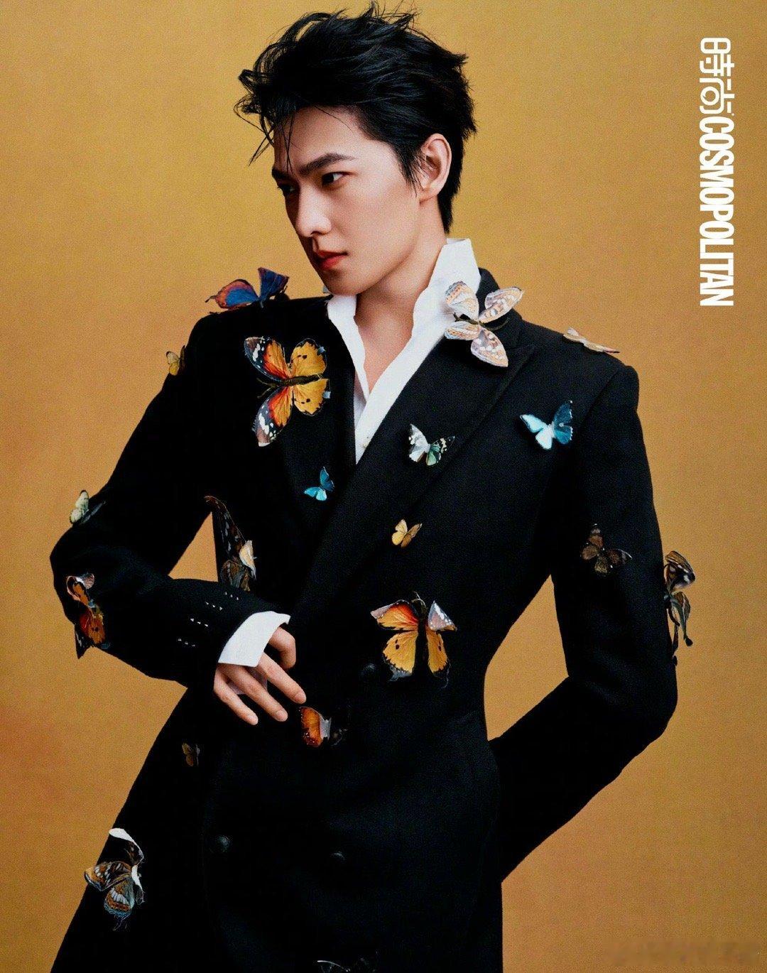 梓渝、杨洋撞衫了，谁驾驭的更好