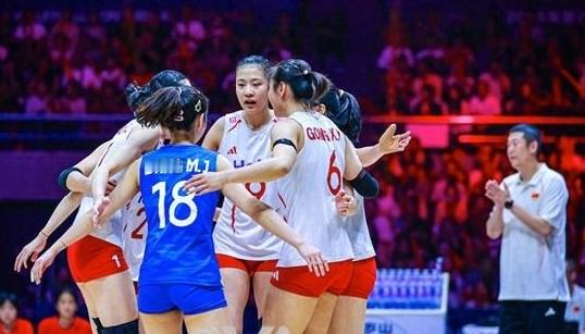 痛心！两个错误决定导致中国女排无缘直通奥运会，谁来承担责任