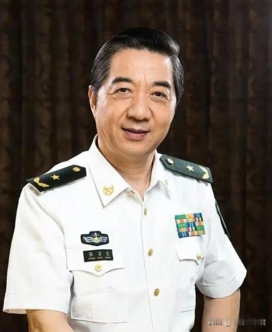 谢谢你张召忠！你真是伟大的预言家！2015年你就表示，美国啥也不干，让东方大国追