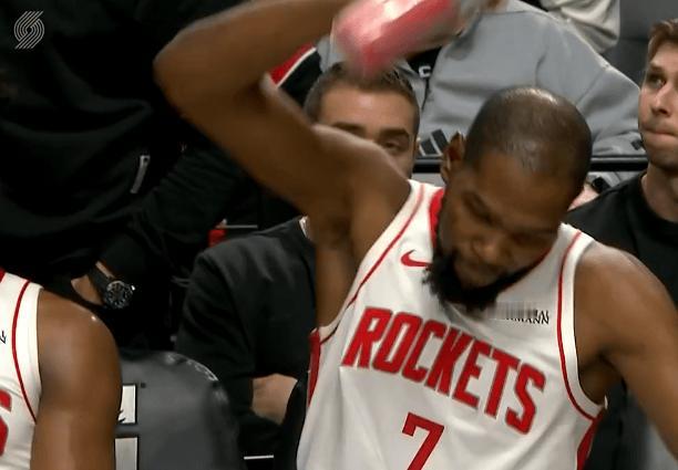 火箭的破局之道，一是等二是重用谢泼德重要的事情就说一遍，想争冠做交易。