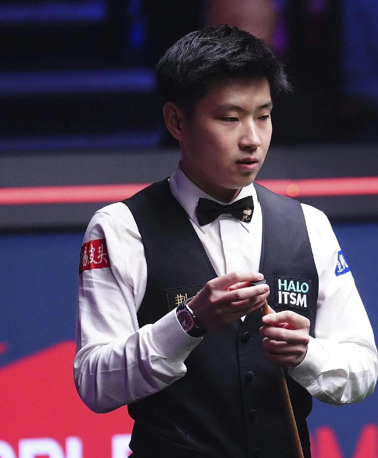 北京时间4月24日晚，刚刚结束了一场斯诺克世锦赛第二轮第1阶段，卫冕冠军、赛会1