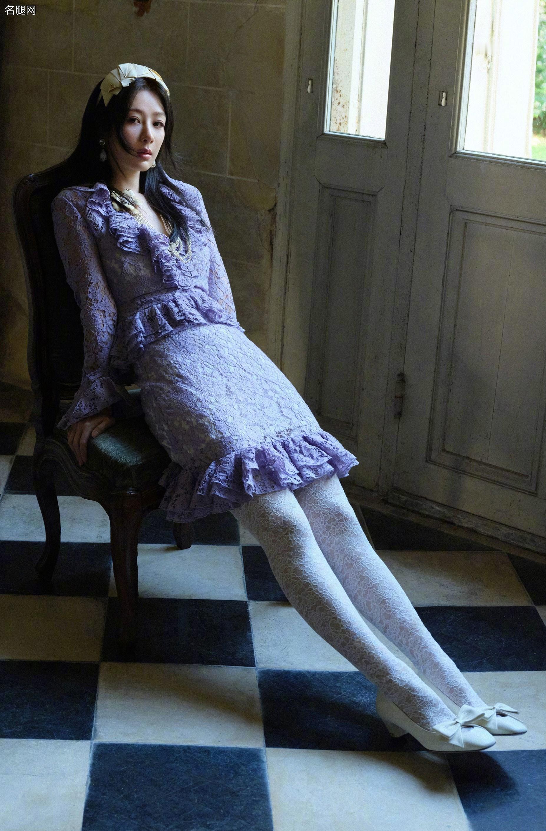杨紫x丝袜穿搭美腿[玫瑰]​​​