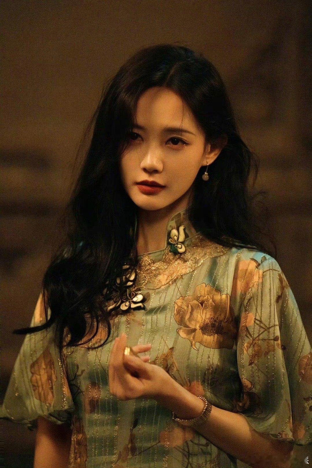 李一桐首演恶女在下沉市场完全出圈李一桐跳出舒适圈角色塑造力太强！李一桐演恶女收放
