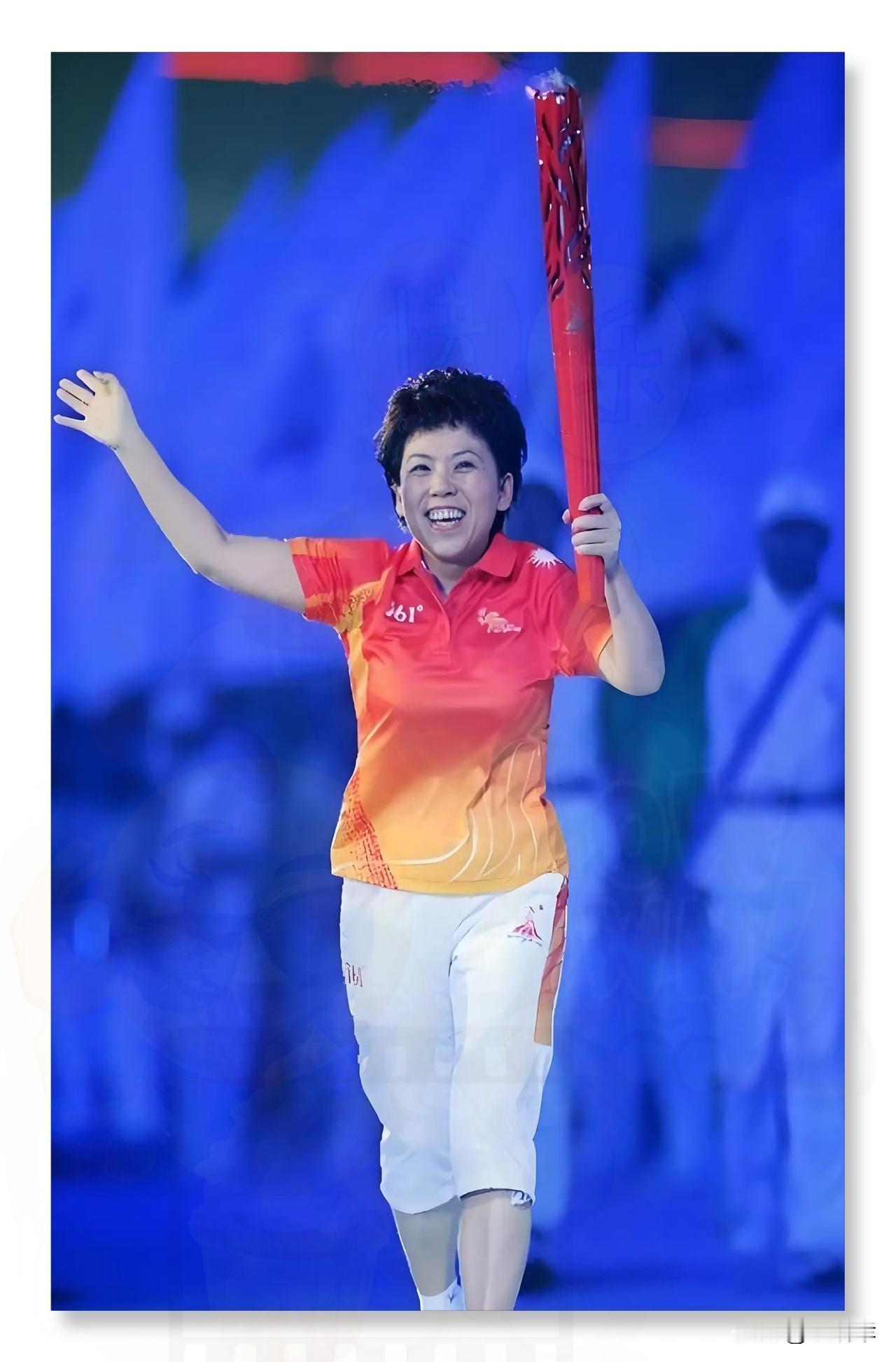 邓亚萍一句话，给我听愣了。她说，到目前为止，超级全满贯，就三个人。我，马龙，