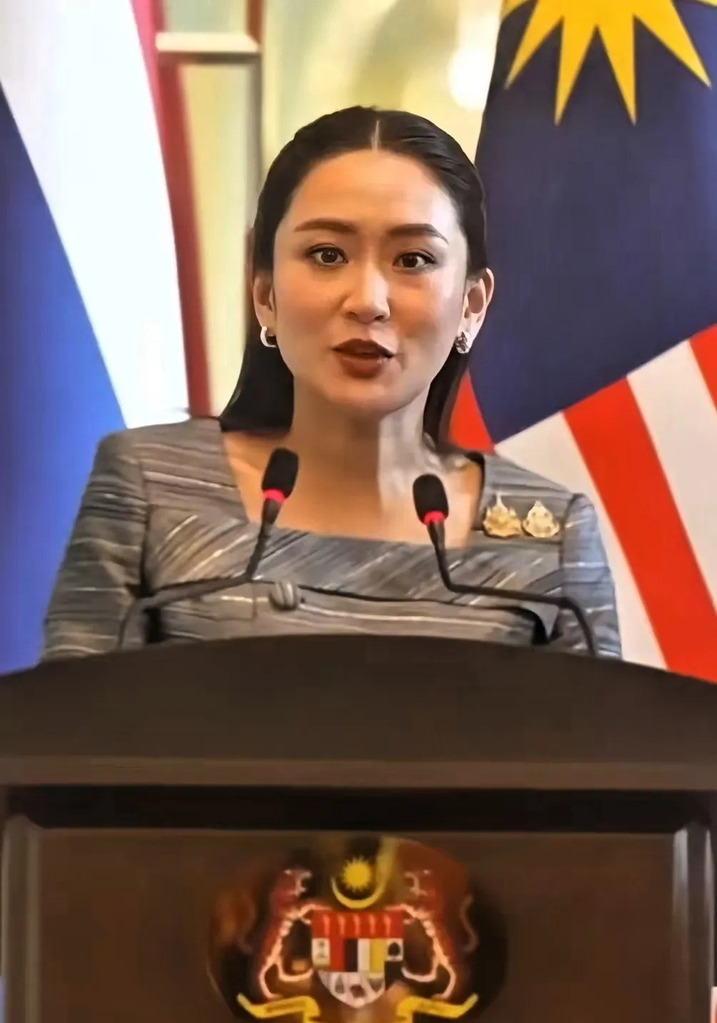 东南亚真热闹，柬埔寨泰国打起来了这几天东南亚那边简直炸开