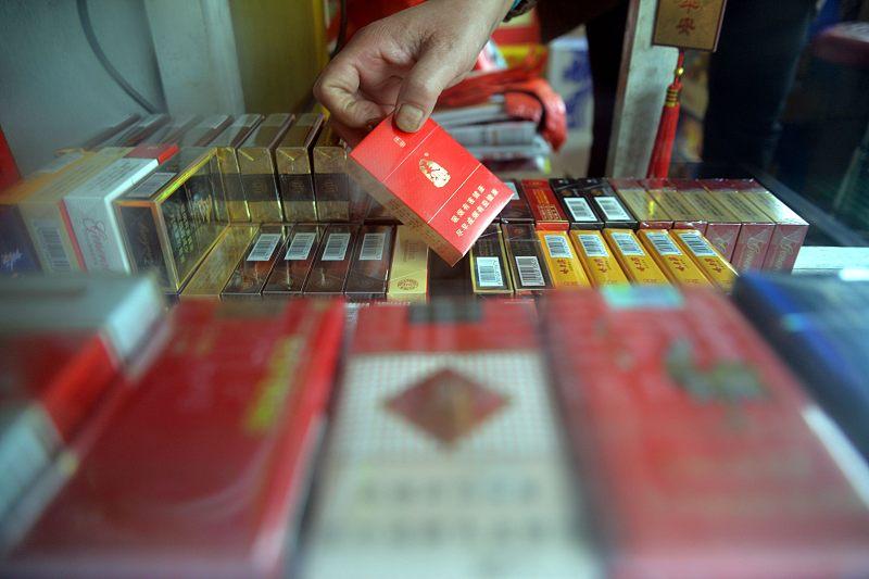 八零后双职工要是能进垄断国企，那真的是踩中了时代红利的福星。就拿烟草和供电来说