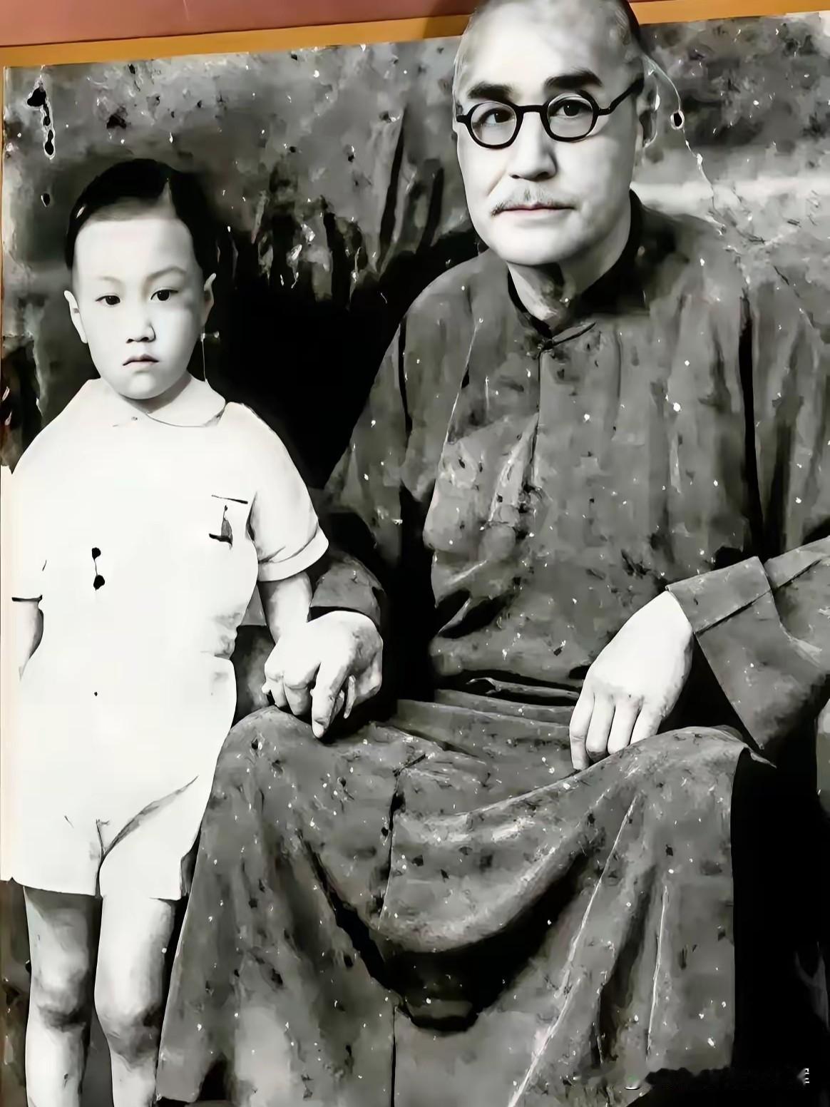 谢贤自带的贵气来源于祖父谢焜彝。他是清末民初商人、书法家与诗人。谢焜彝在广州开
