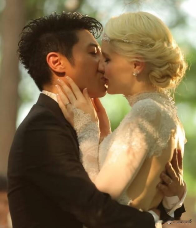 撒贝宁是永远都不会离婚的，原因很简单，不是妻子李白多优秀，而是他的爱既有高