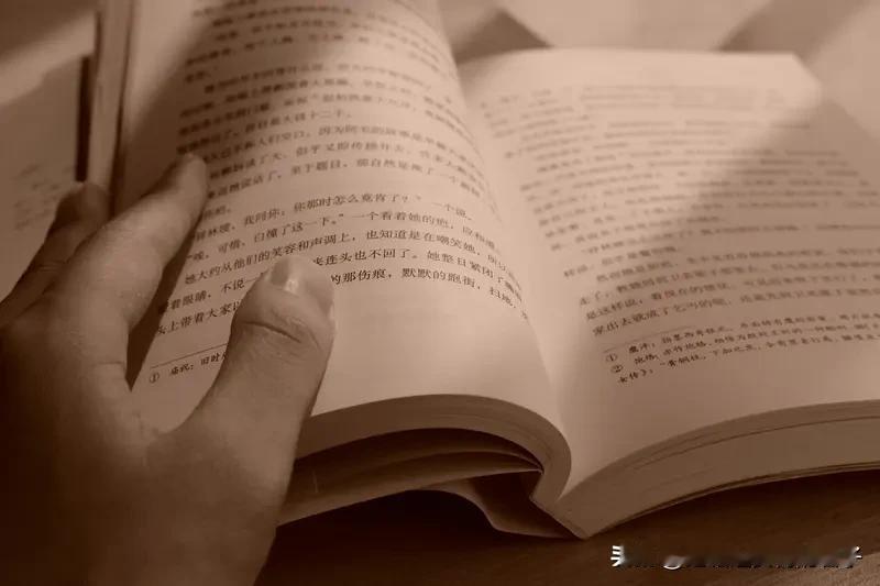 读书的价值，那可太多了。就说我吧，之前我是个脾气暴躁的人，遇事就爱发火。后来读了