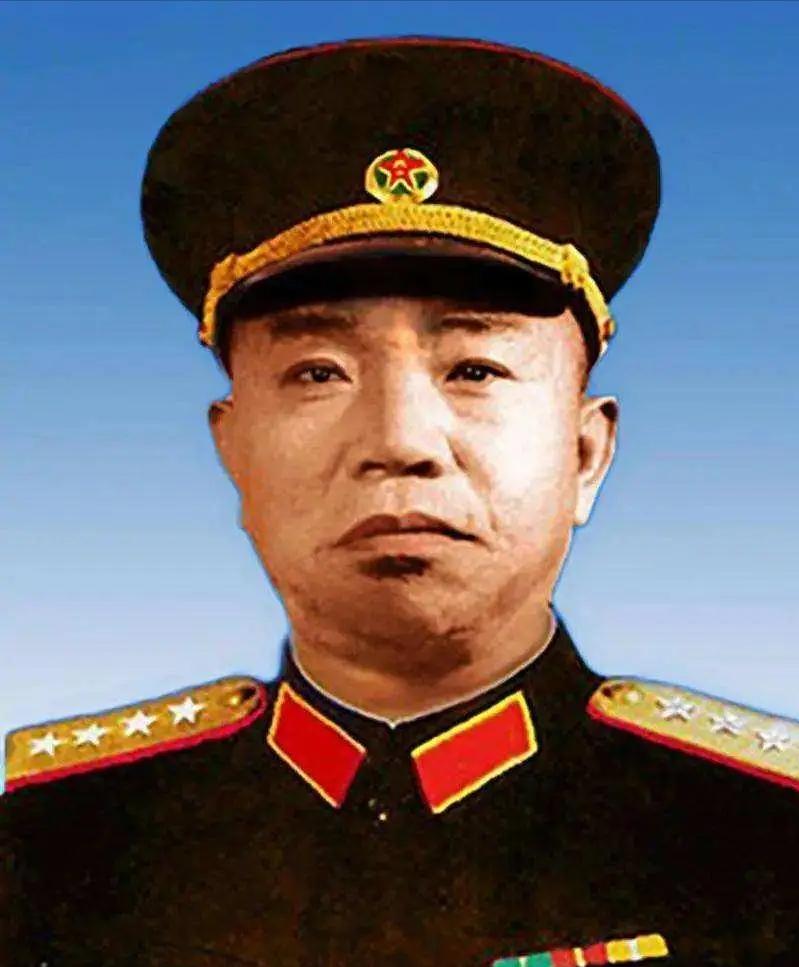 1968年，大将王树声在某机关单位食堂排队打饭，见一干部打了5份饭菜，顿