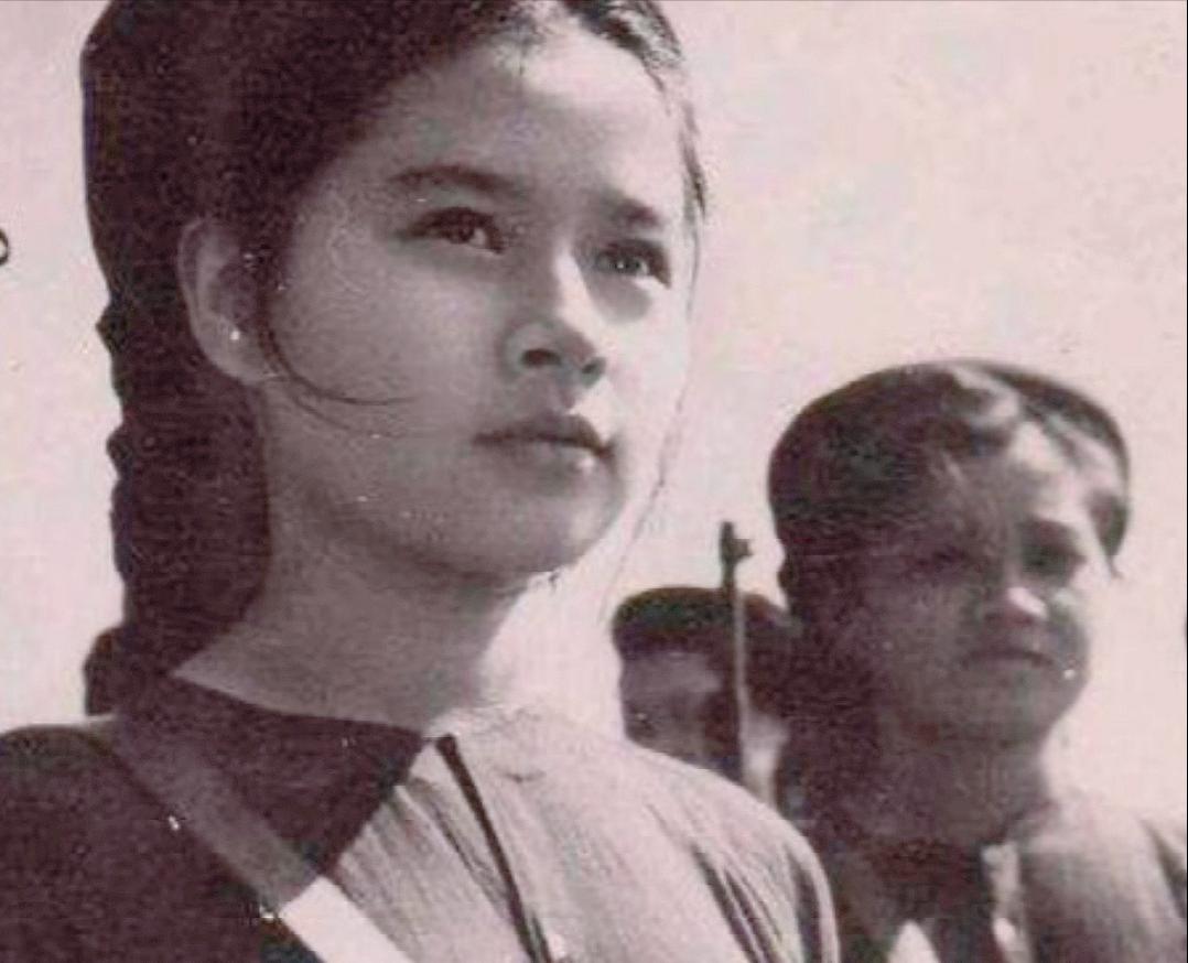 1979年，我军一位战士被两名越南女士兵抓走，他以为自己可能要命丧黄泉，可谁曾想