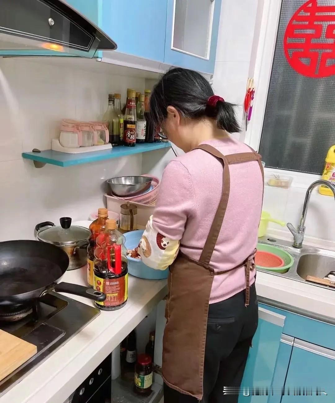 这世上根本没有最重要的东西！老公破产后便一蹶不振，选择了彻底躺平，家里的重担一