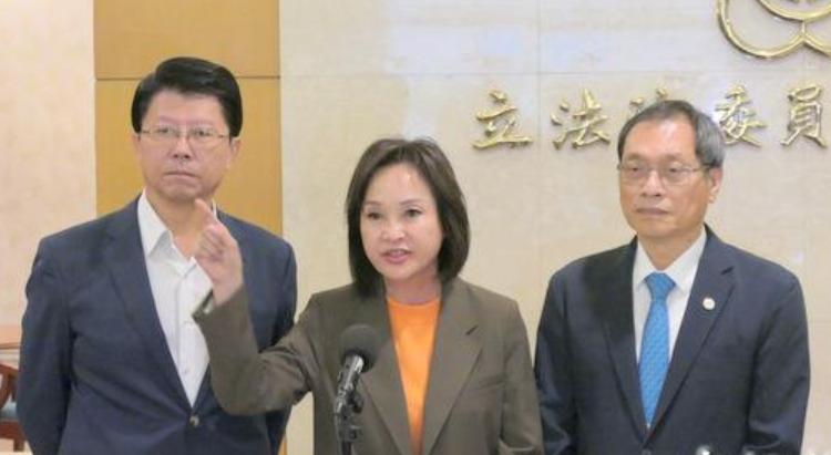 国民党24日将提名谢龙介、柯志恩、苏清泉分战南高屏国民党主席郑丽文昨天（18