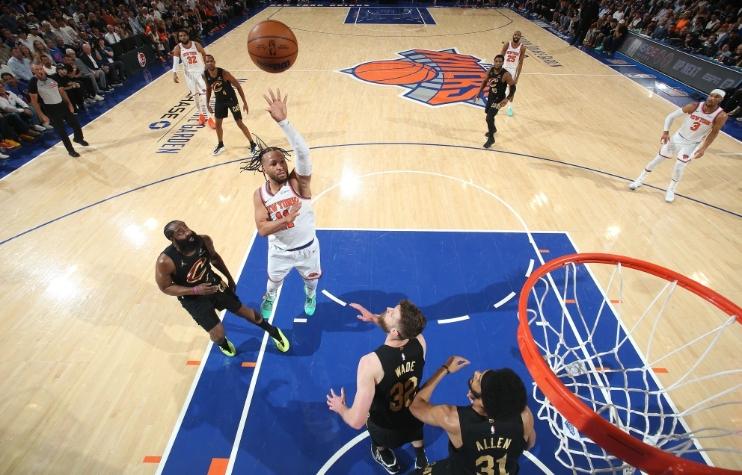 不吹不黑！NBA本赛季季后赛配得上超巨这个称号的，只有这五位！1：布伦森（尼克