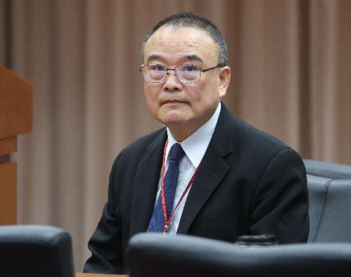 没想到，台北故宫院长反驳大陆的措辞，认为台北故宫的文物不属于大陆！ 1948