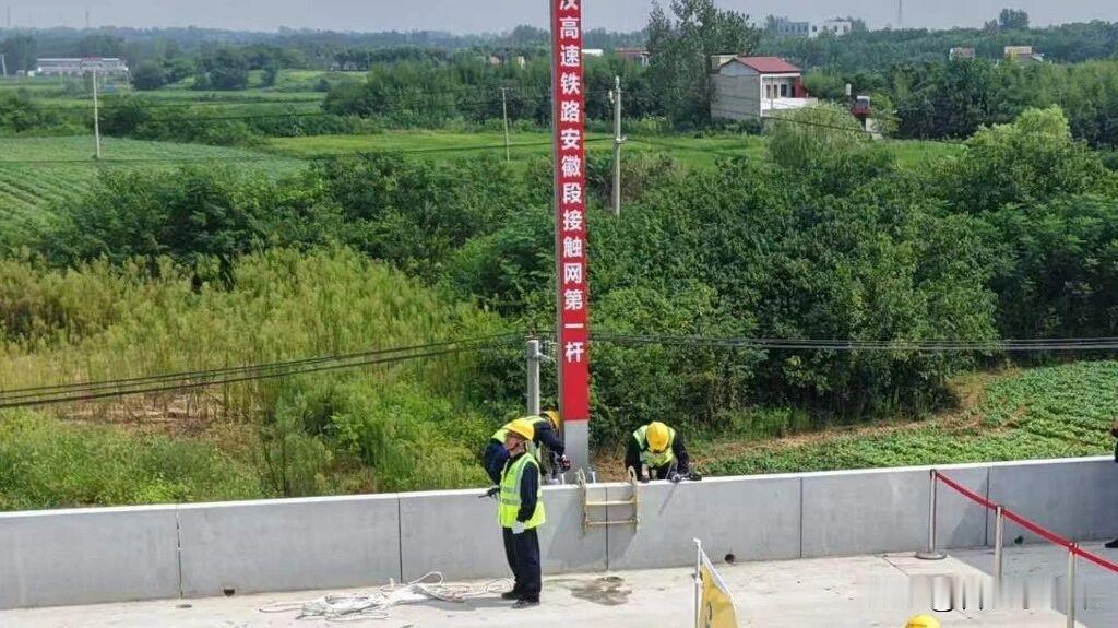 别再说合肥东部新中心没产业！又一企业总部落户！红旗产业园一期改造完工，昔日老旧闲