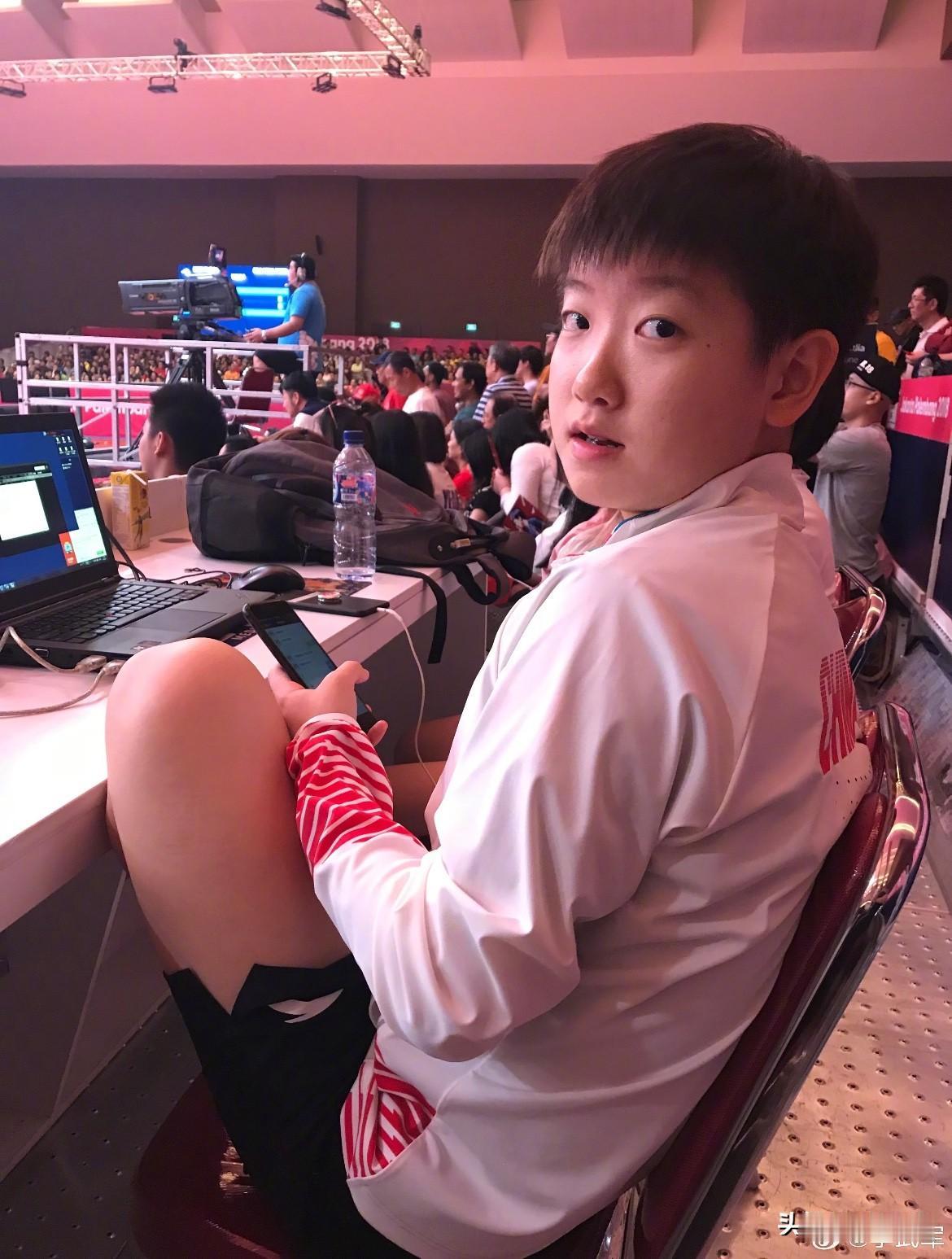 连续三年稳坐世界第一，孙颖莎的实力没人敢质疑，但明眼人都懂，她面前最难翻的山