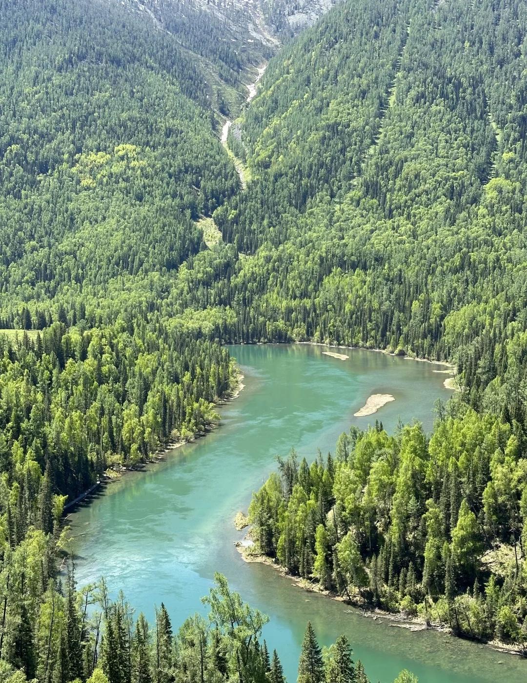 新疆的后劲太太太大了！九张照片不足以表达我对新疆的思念[哭哭]新疆真的后劲太大