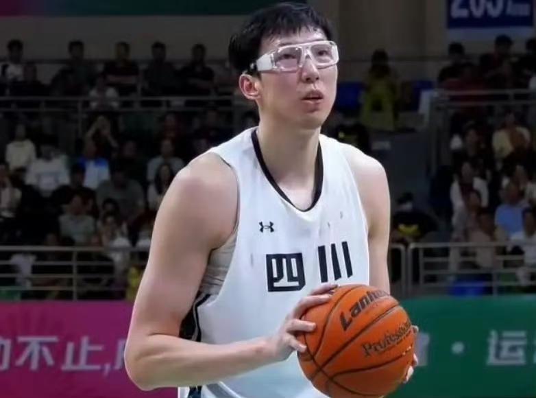 翻车了😡，全运会四川77-80不敌浙江，看看数据，谁该为输球负责！1.