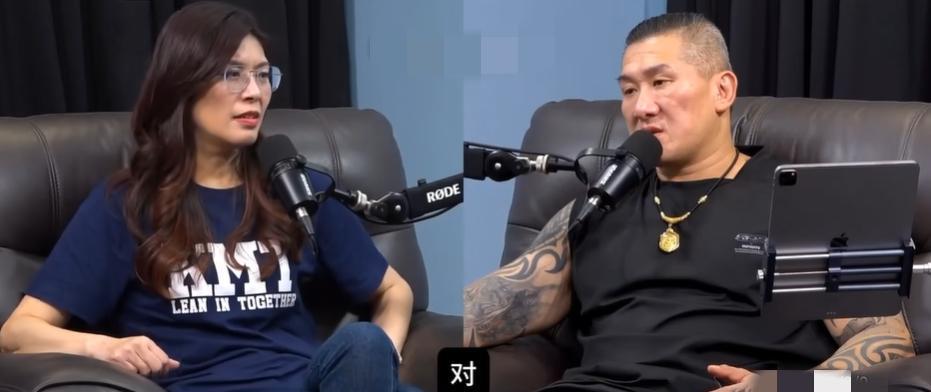 我刚才又看了一遍馆长与郑丽文的直播，说实话挺遗憾的，我原本以为郑丽文是国民党的中