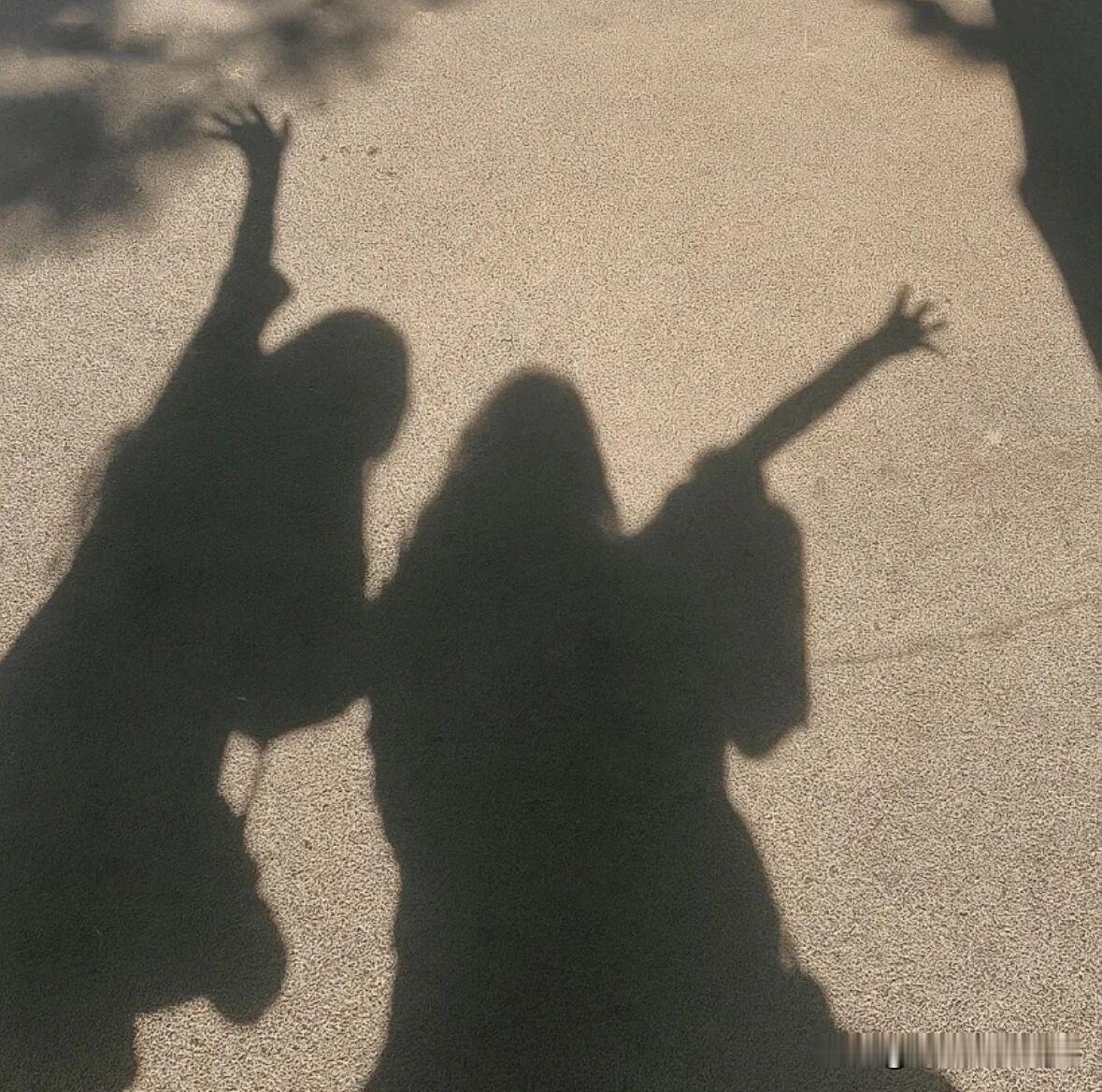 𝗹𝗲𝘁’𝘀𝗴𝗼💙ˎˊ˗z从磁场上讲人只有快乐运气才会