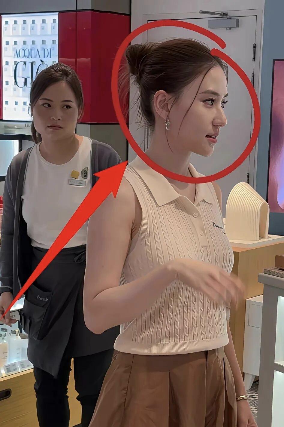 何超莲是富家女没错，可她不是富家独生女，她不是正妻所生，没有她妈妈娘家靠山，帮