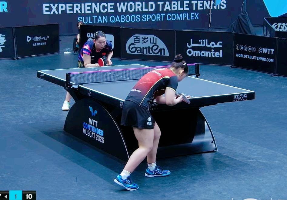 生气！何卓佳心态太差了吧！关键时刻总掉链子！今天何卓佳打赫西，第一局11: