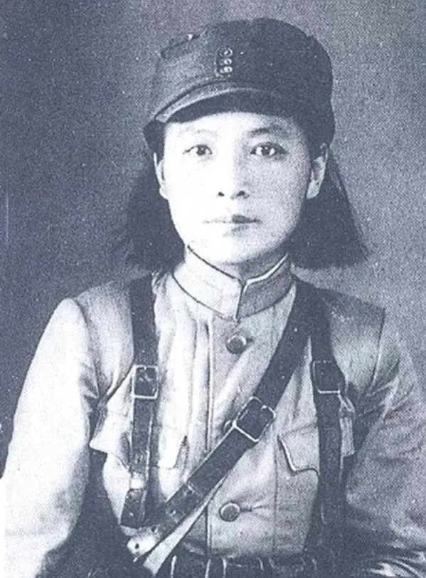 1939年春节，东北抗联女交通员田仲樵，乔装打扮成为一个乞丐的模样，去执行上级交