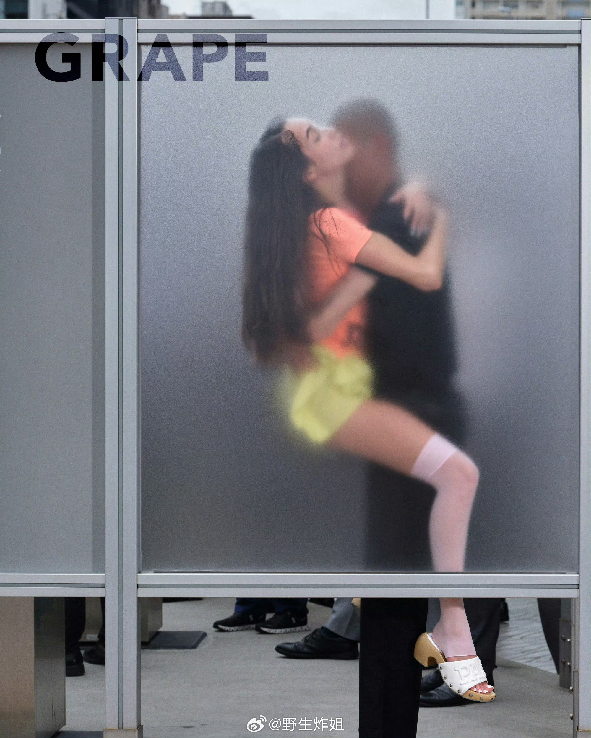 ？？？不知道的以为误入大床房呢水原希子鞋子广告