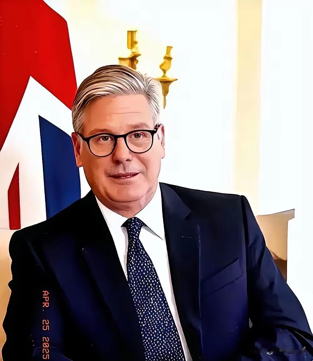 简直就是强盗！5月11日，英国首相斯塔默当着全世界媒体的面，直接放出惊人消息