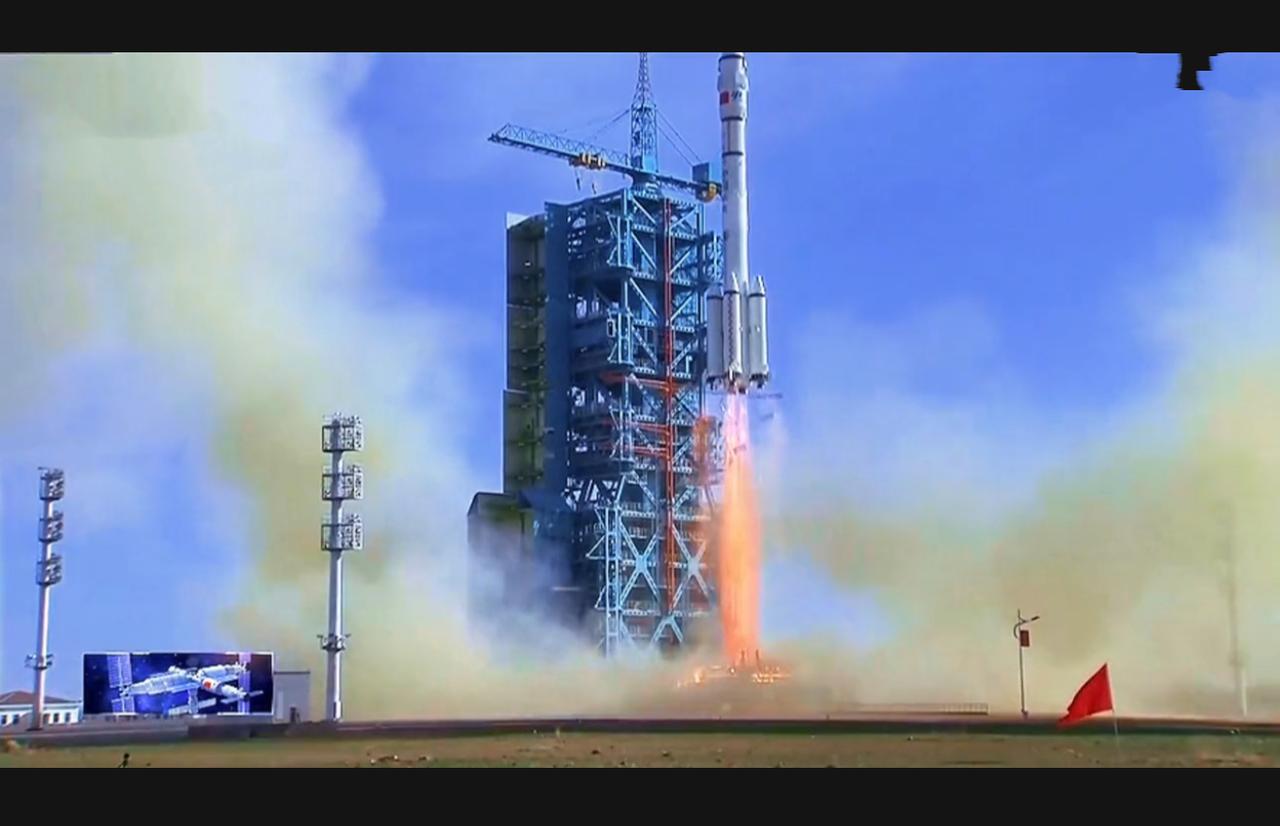 你绝对想不到，中国空间站背后藏着多少“致命细节”？最后一个看哭了！注意看！