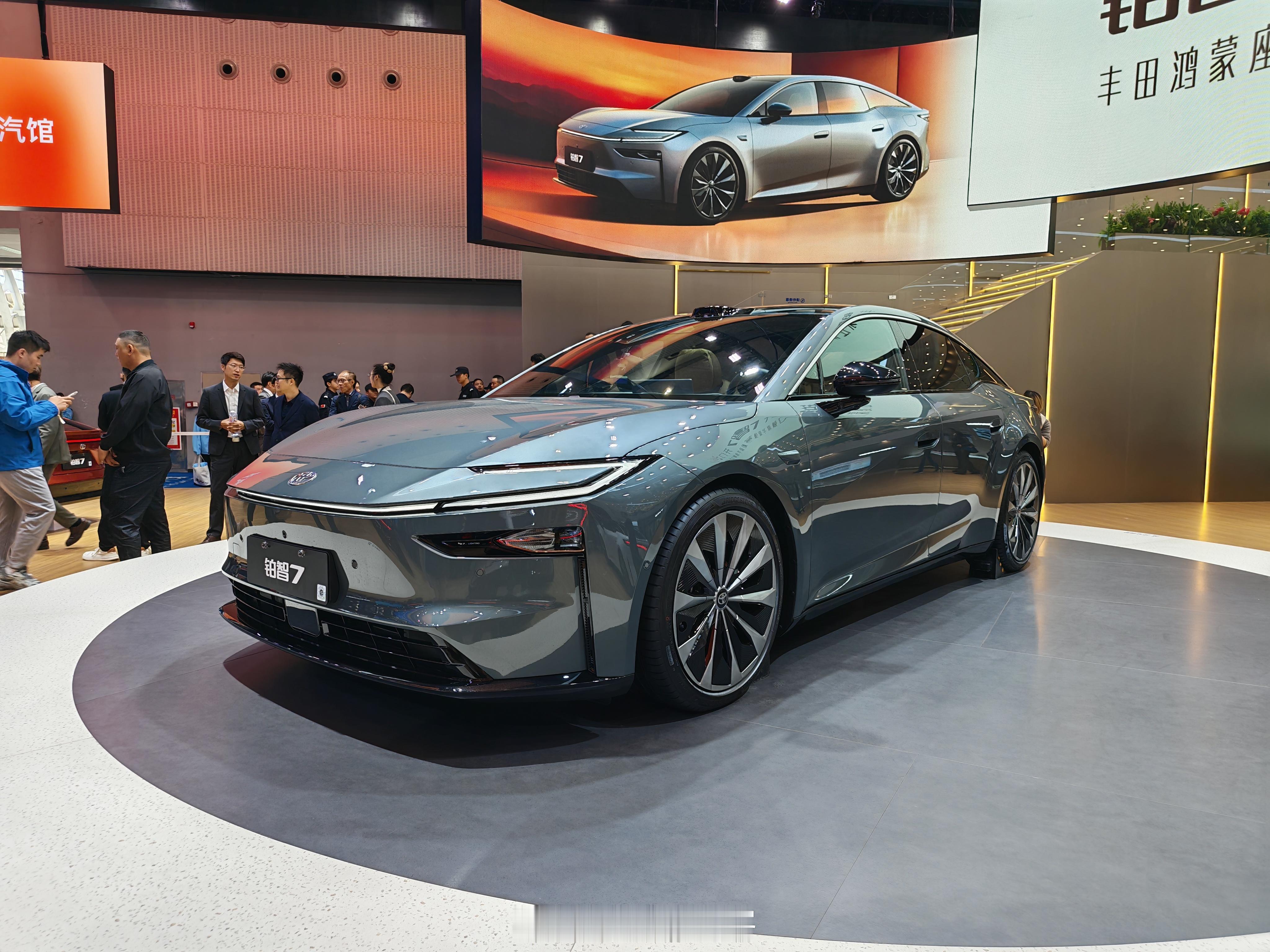 现在的丰田已经不是以前的抠抠搜搜，丰田铂智7大机率也会卖爆，20万级别品牌力和产