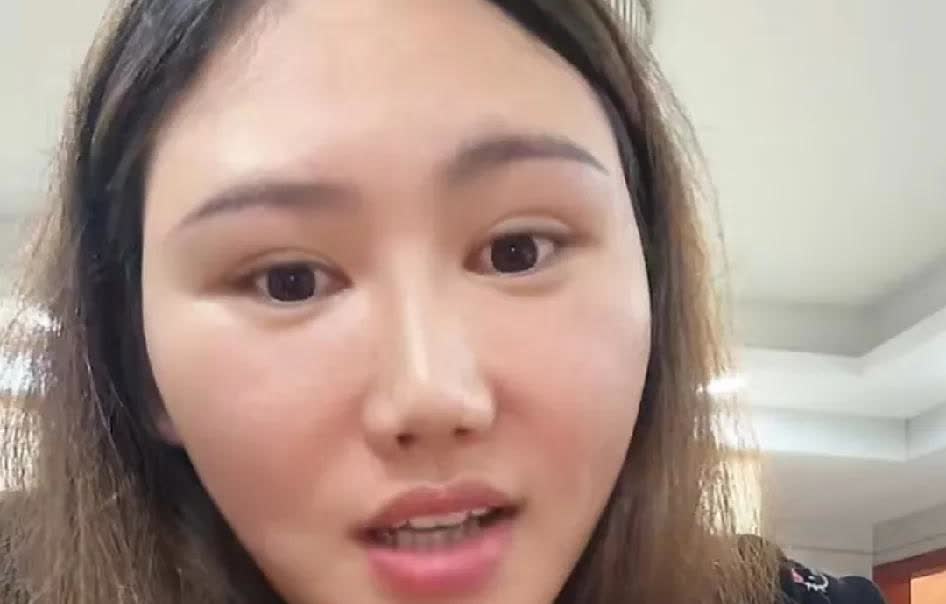 葛斯齐当时爆料汪小菲是为了给同事出气？他手里有很多料？刚刚，有位女博主与