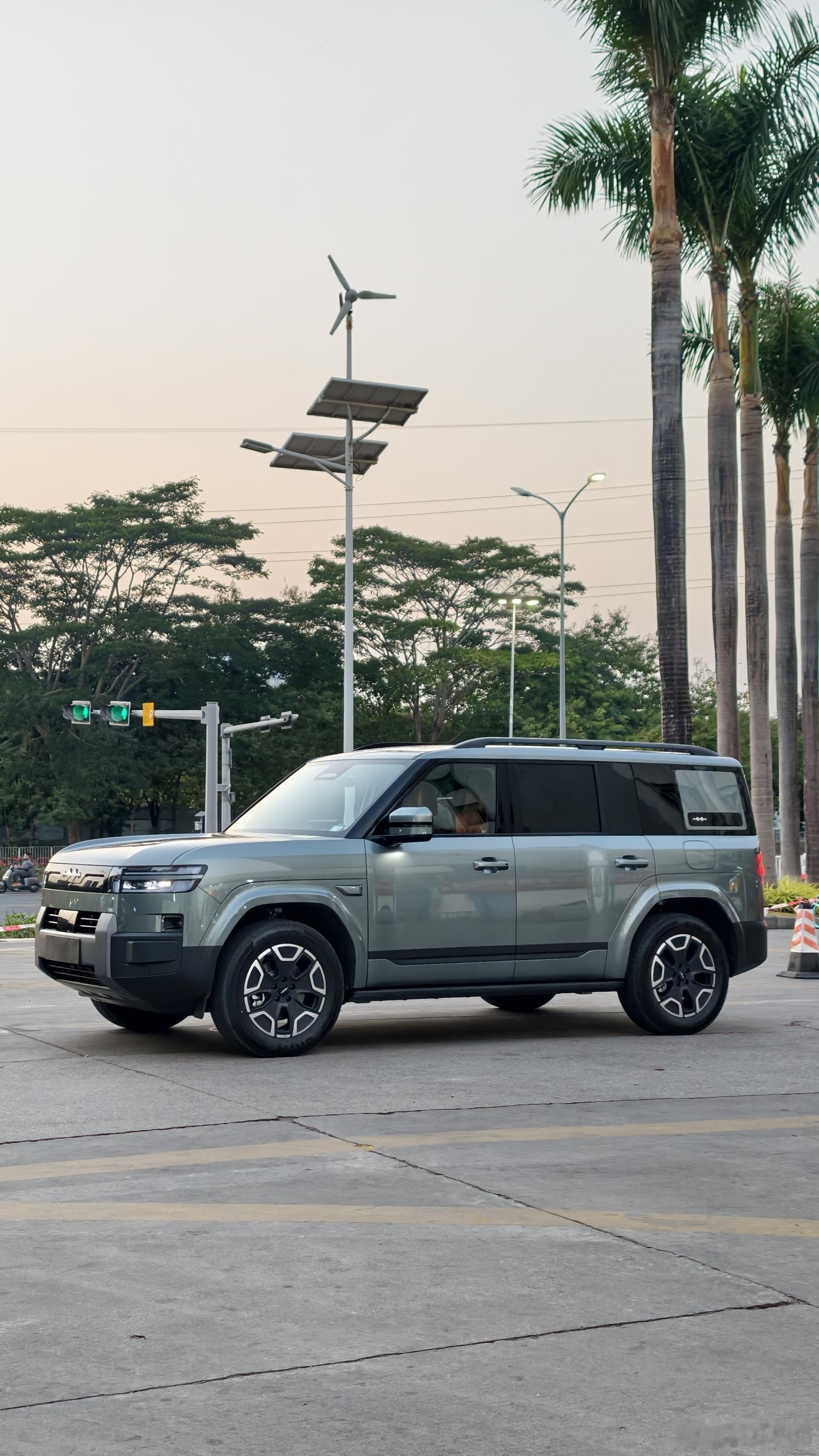 就是城市里的路，跑得不爽提车一个多月已开两千多公里，哪哪都好，钛7对我来说目前没